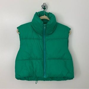 Cropped Kelly Green Puffer Vest